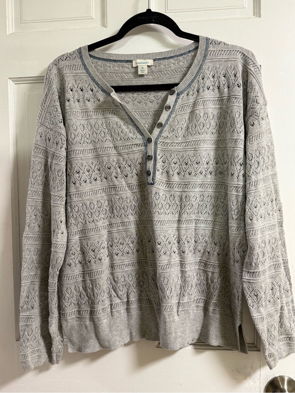 Sundance Women’s Light Gray Openwork Henley Crewneck Sweater Size Medium